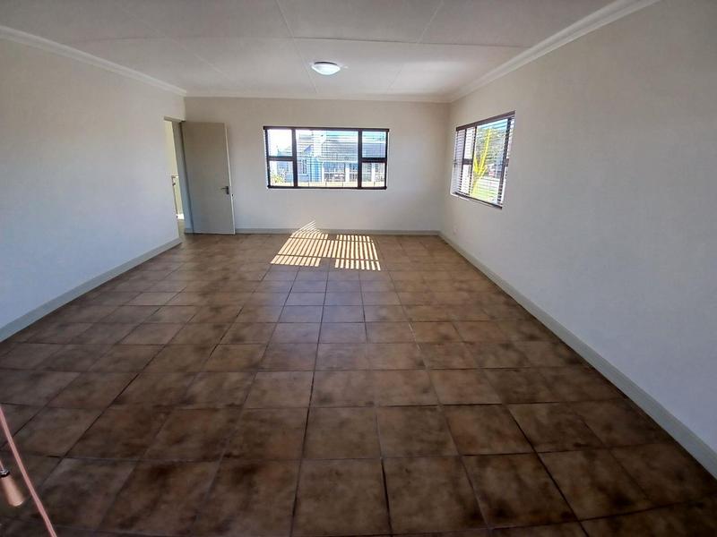 4 Bedroom Property for Sale in Stilbaai Wes Western Cape